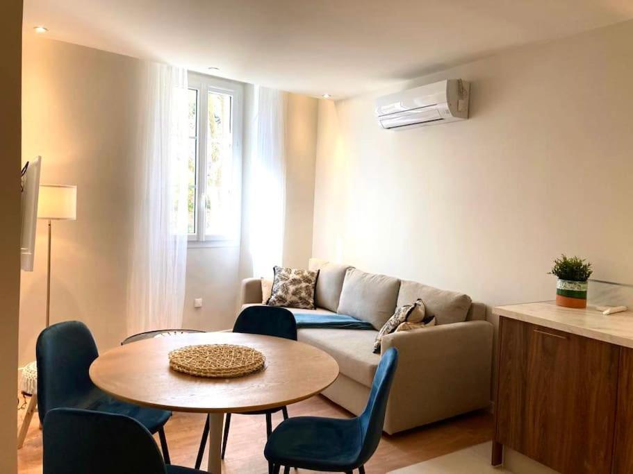 Le Palm Appartement Elegant & Design En Bord Riviere Collobrières Eksteriør billede
