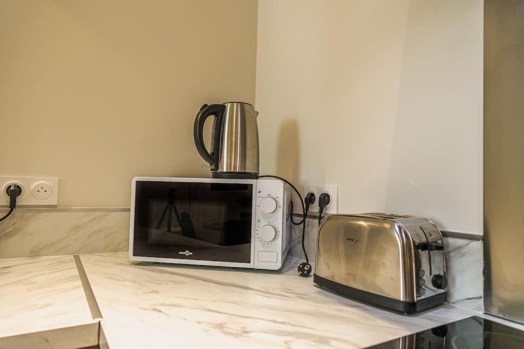 Le Palm Appartement Elegant & Design En Bord Riviere Collobrières Eksteriør billede