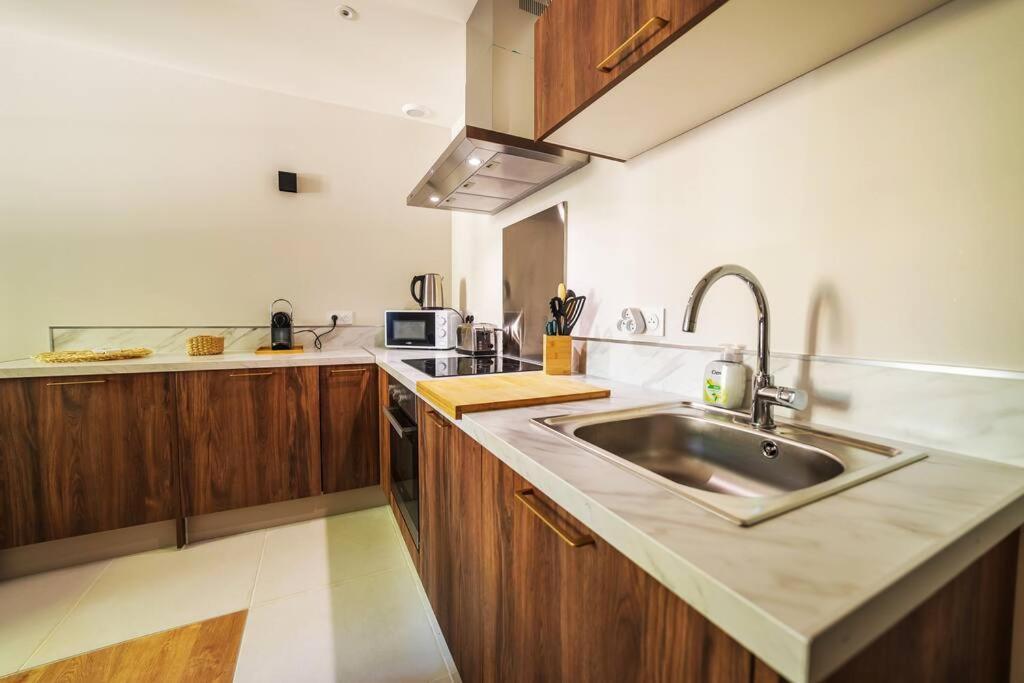 Le Palm Appartement Elegant & Design En Bord Riviere Collobrières Eksteriør billede