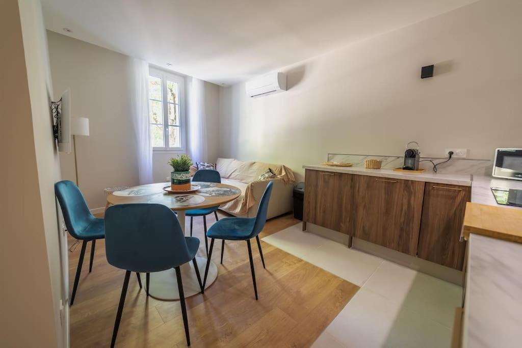 Le Palm Appartement Elegant & Design En Bord Riviere Collobrières Eksteriør billede