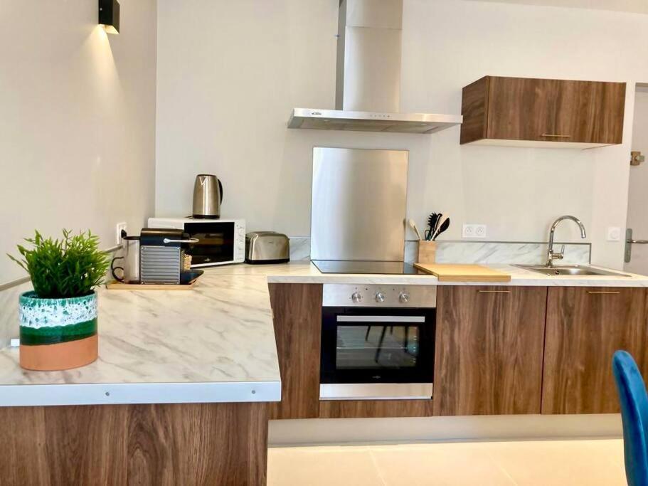 Le Palm Appartement Elegant & Design En Bord Riviere Collobrières Eksteriør billede